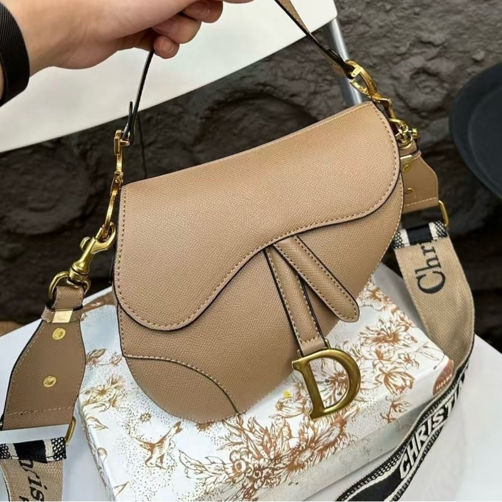 Chic Tan Crossbody Bag
